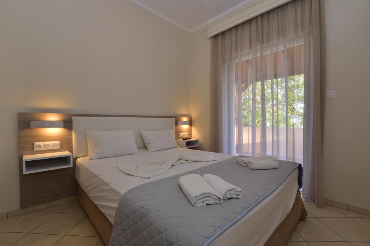 Flisvos Rooms Palaiochora Luaran gambar