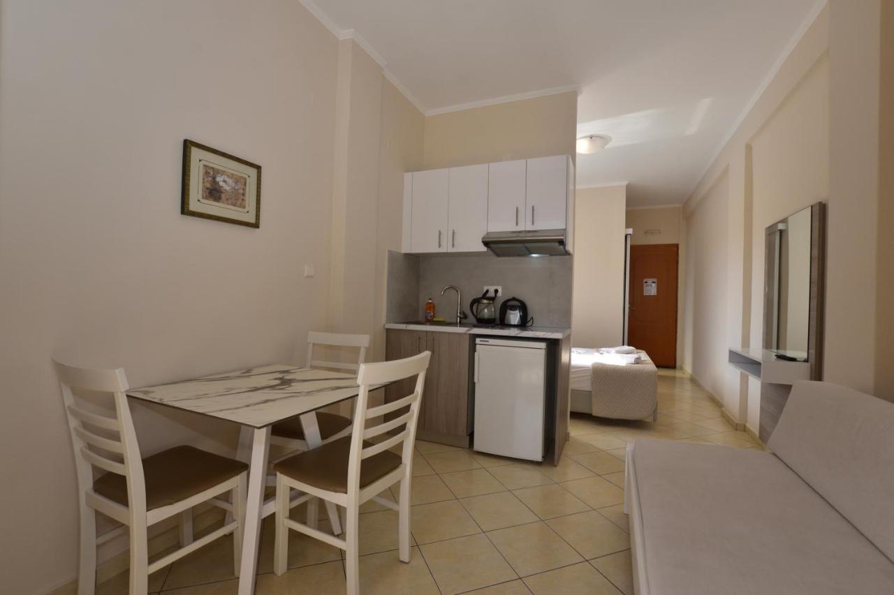 Flisvos Rooms Palaiochora Luaran gambar