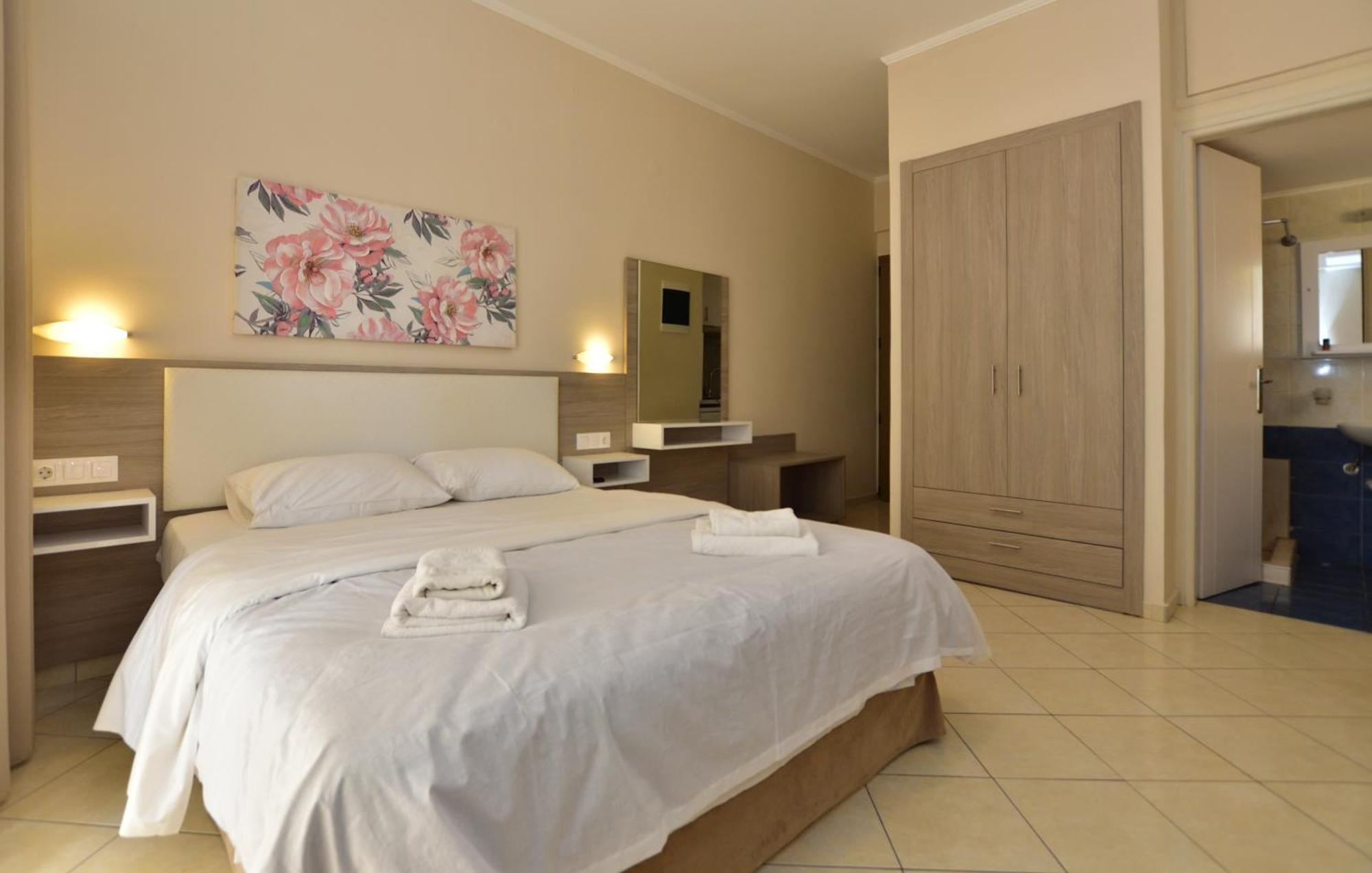 Flisvos Rooms Palaiochora Luaran gambar