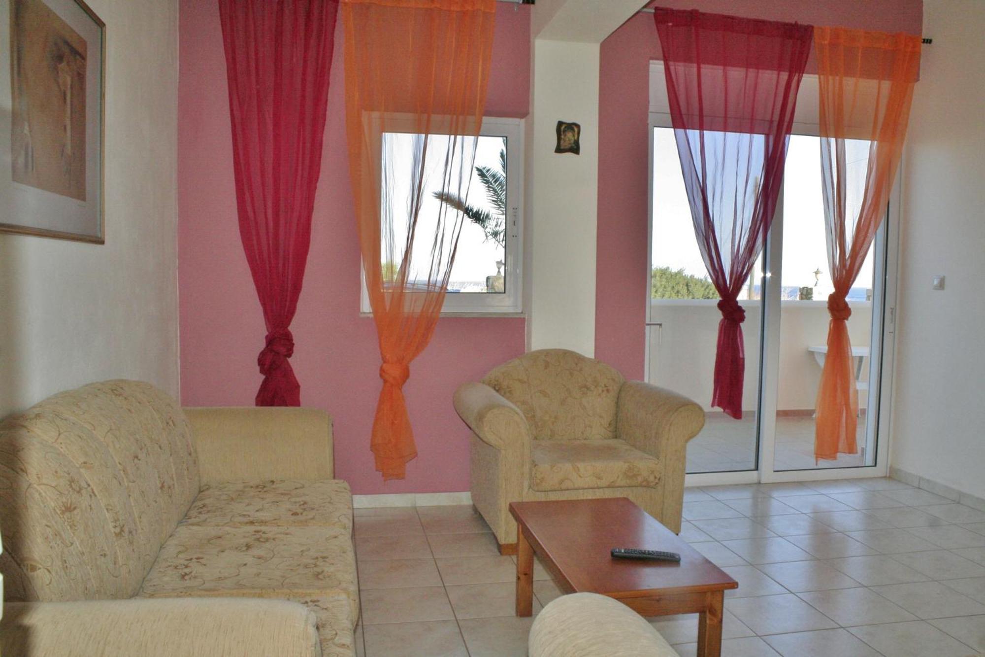 Flisvos Rooms Palaiochora Bilik gambar